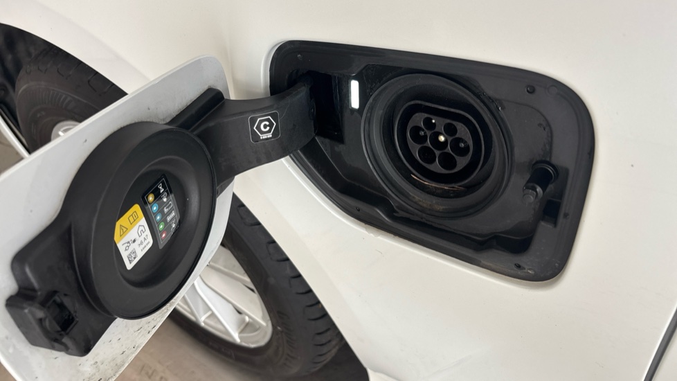 BMW 3 SERIES Image 21