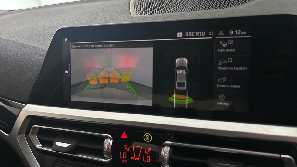 BMW 3 SERIES reverse camera