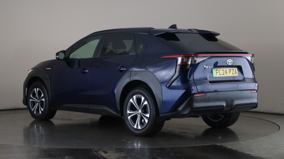 TOYOTA BZ4X Image 3