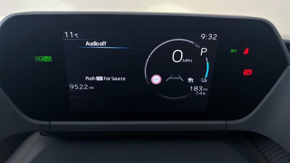 TOYOTA BZ4X Image 13