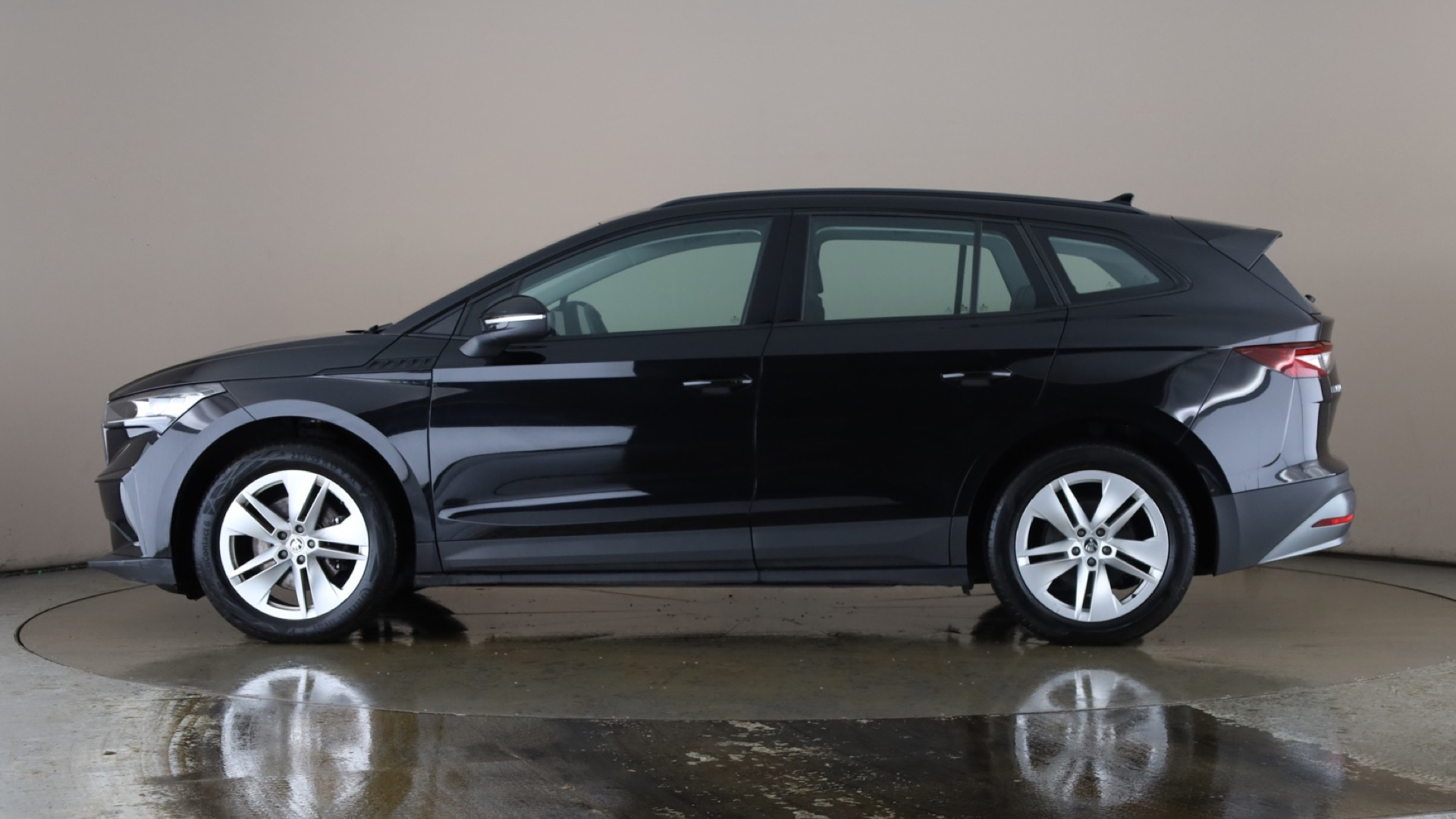 4020893 132kW 60 Loft 62kWh 5dr Auto