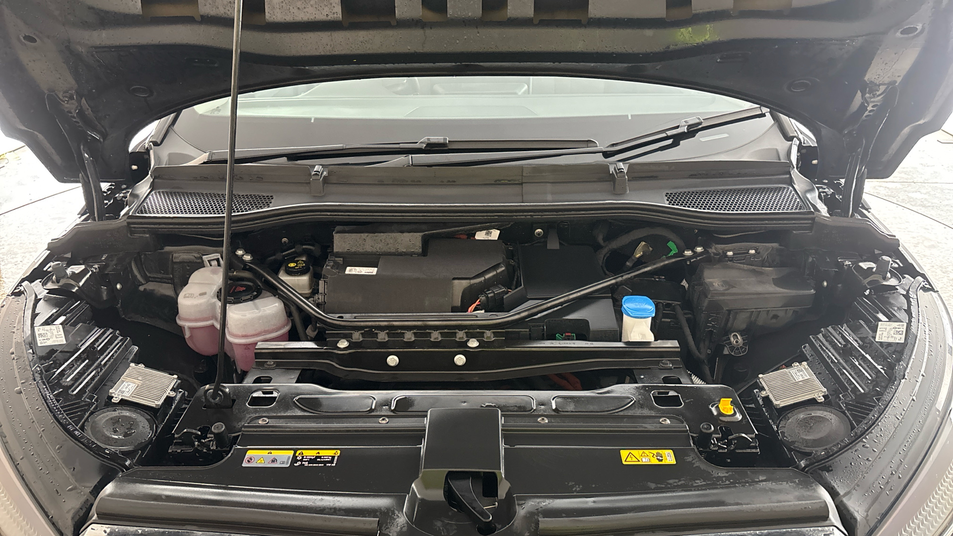 4020893 132kW 60 Loft 62kWh 5dr Auto