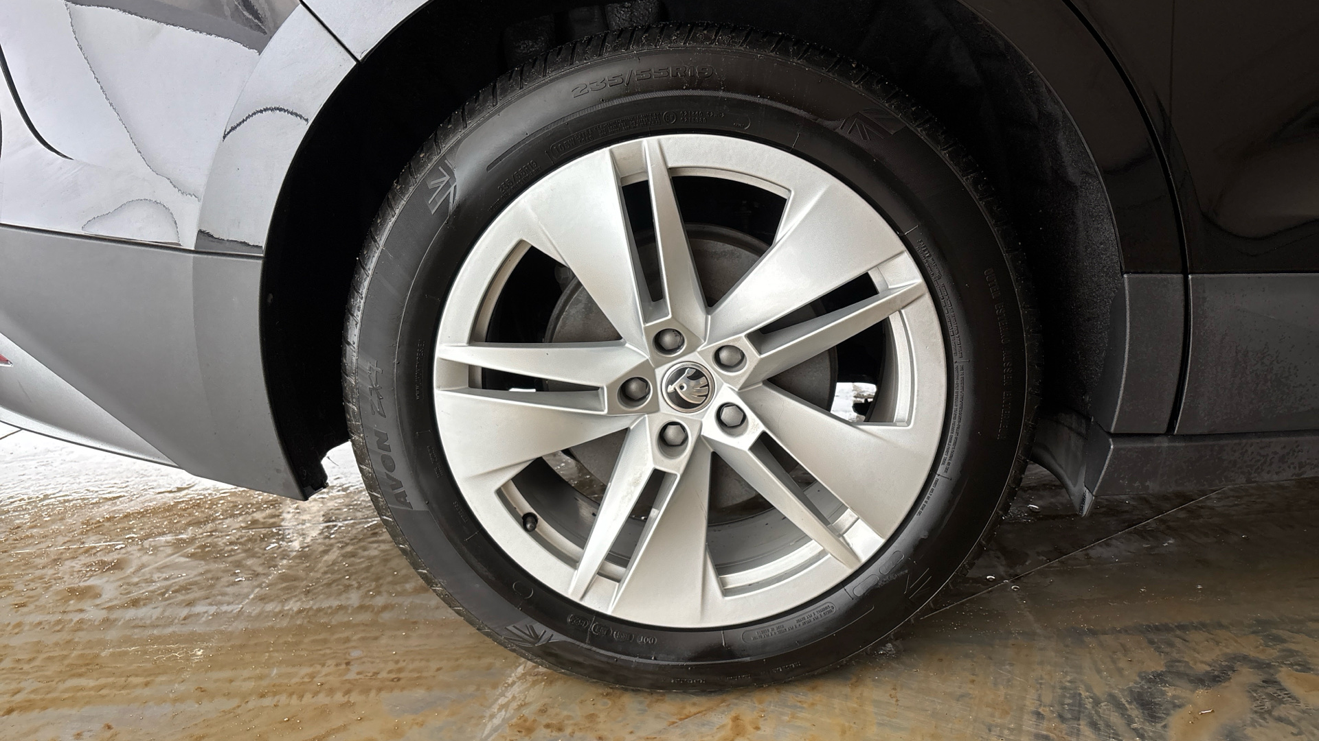 4020893 132kW 60 Loft 62kWh 5dr Auto