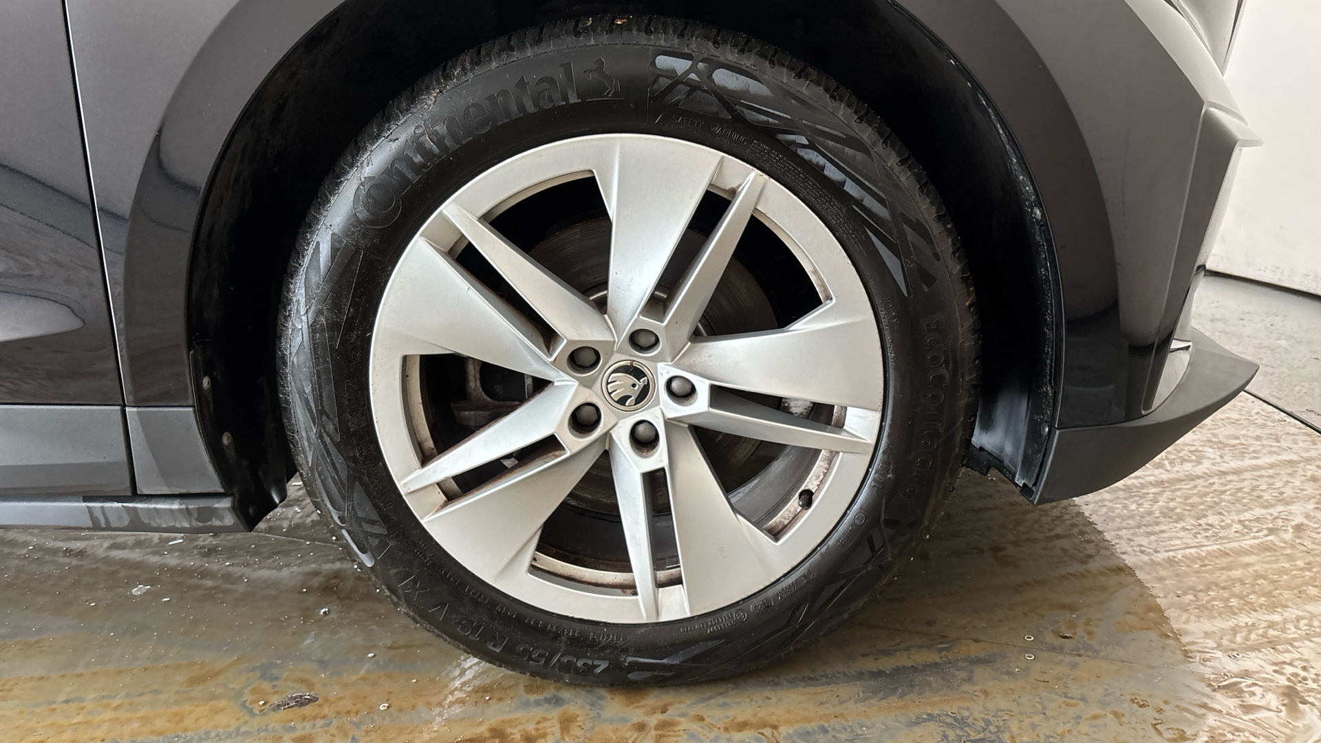 4020893 132kW 60 Loft 62kWh 5dr Auto