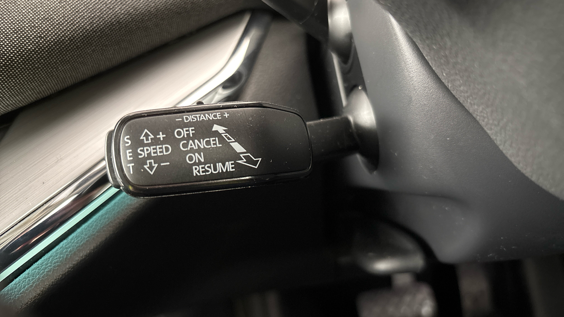 4020893 132kW 60 Loft 62kWh 5dr Auto