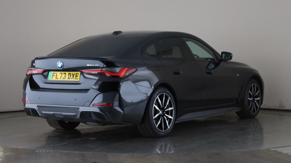 BMW I4 Image 5