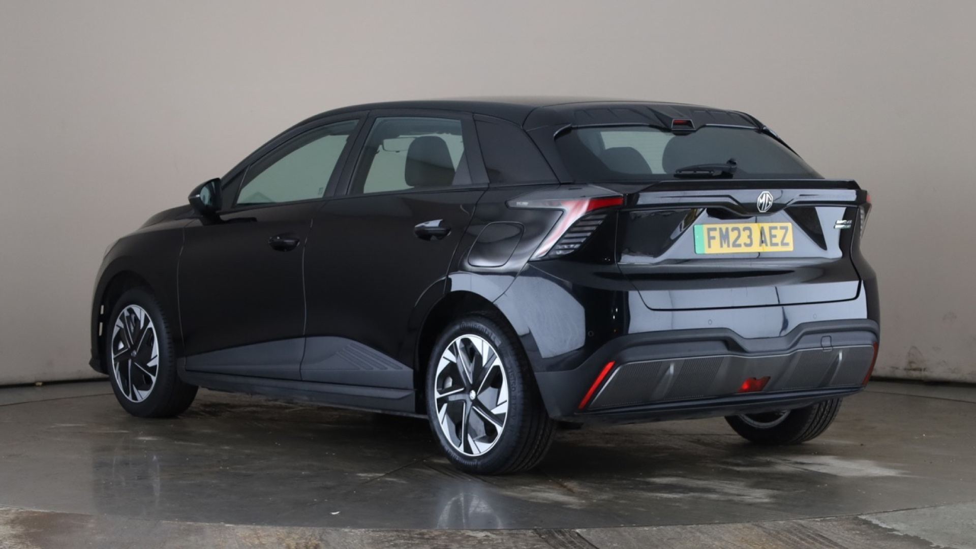 4020858 150kW SE EV Long Range 64kWh 5dr Auto