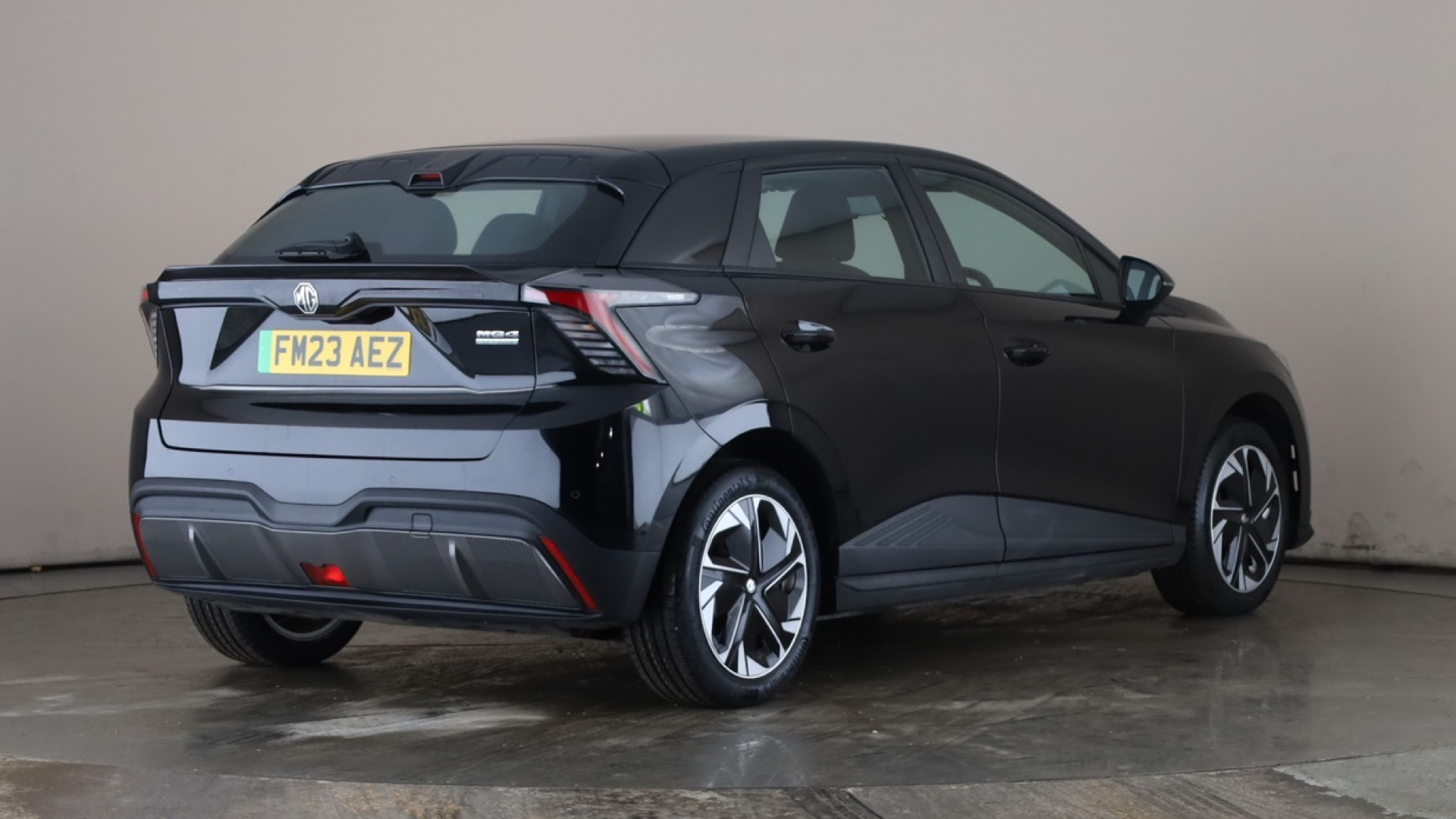 4020858 150kW SE EV Long Range 64kWh 5dr Auto