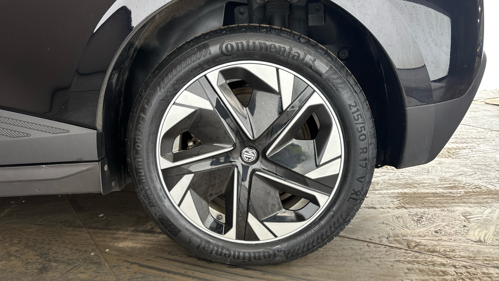 4020858 150kW SE EV Long Range 64kWh 5dr Auto