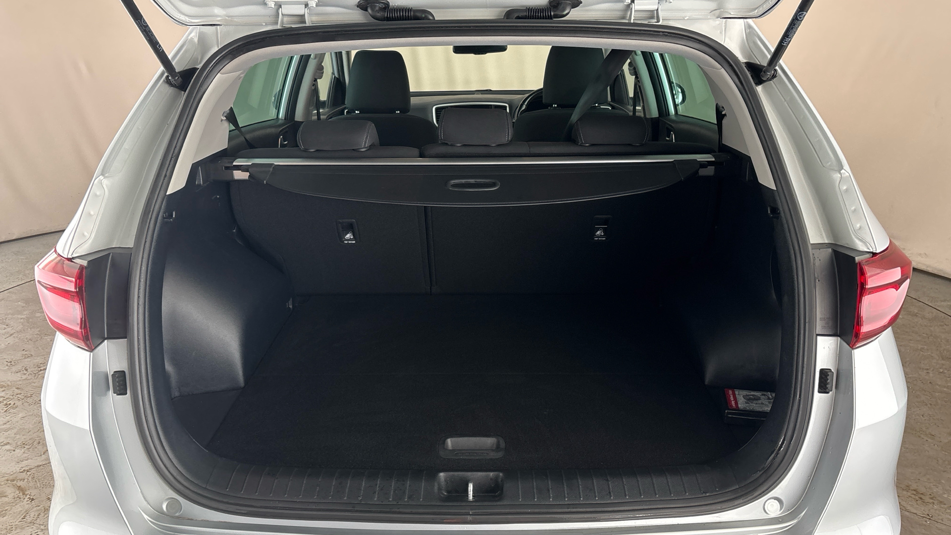 4020665 1.6 CRDi 48V ISG 2 5dr