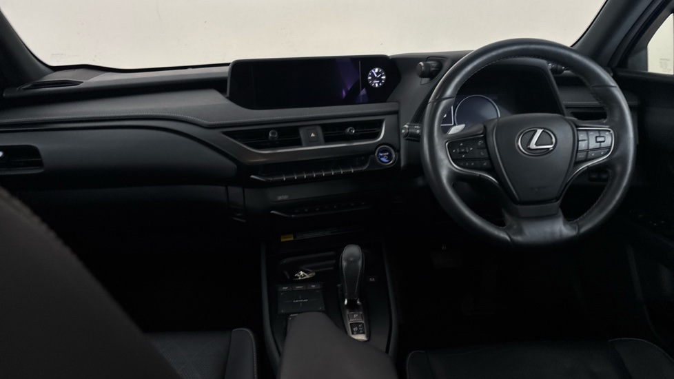 LEXUS UX Image 11