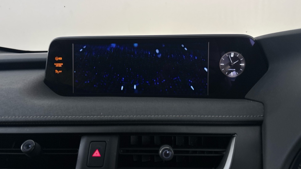 LEXUS UX Image 12