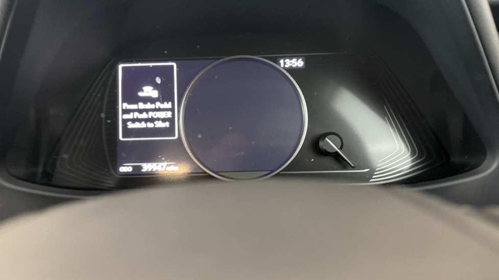 LEXUS UX Image 13