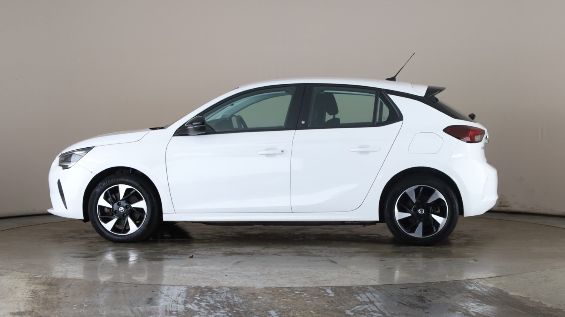 4020909 100kW SE Premium 50kWh 5dr Auto [11kWCh]