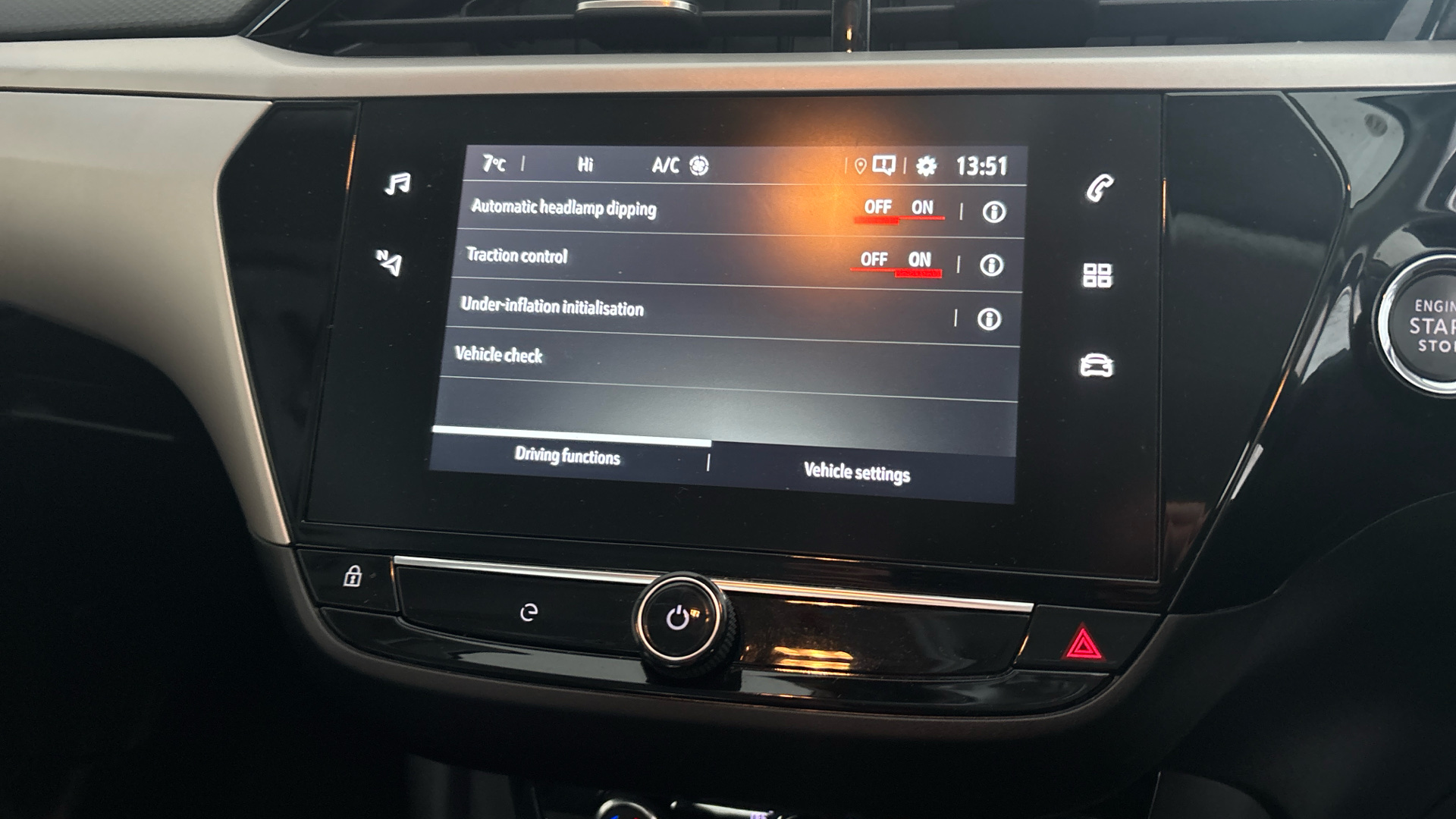 4020909 100kW SE Premium 50kWh 5dr Auto [11kWCh]