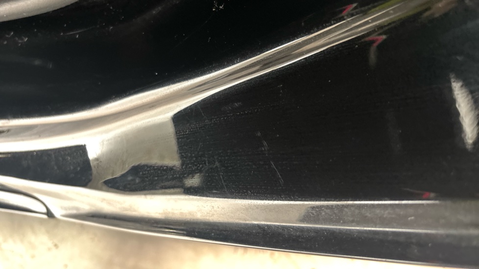 BMW 3 SERIES scratch
