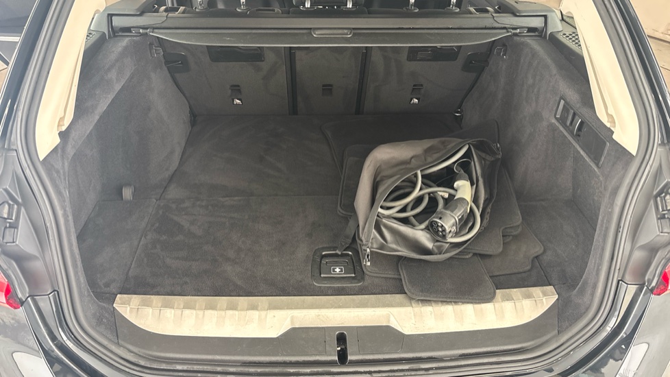 BMW 3 SERIES Image 15