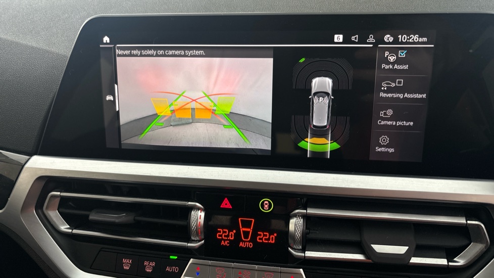 BMW 3 SERIES reverse camera