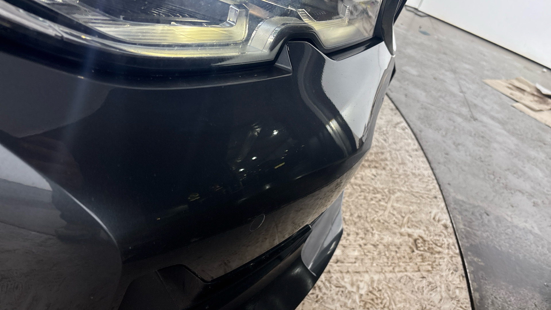 4020813 330e SE Pro 5dr Step Auto