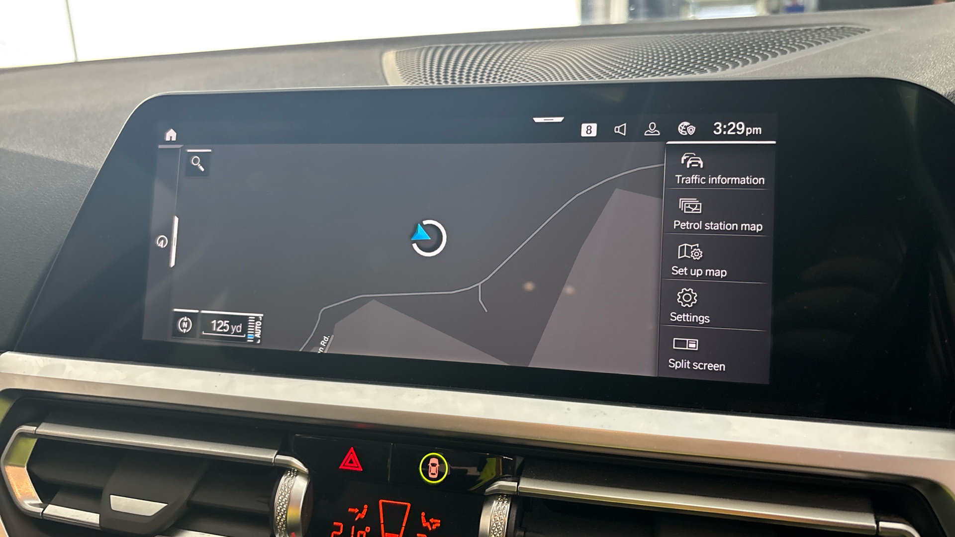 4020813 330e SE Pro 5dr Step Auto