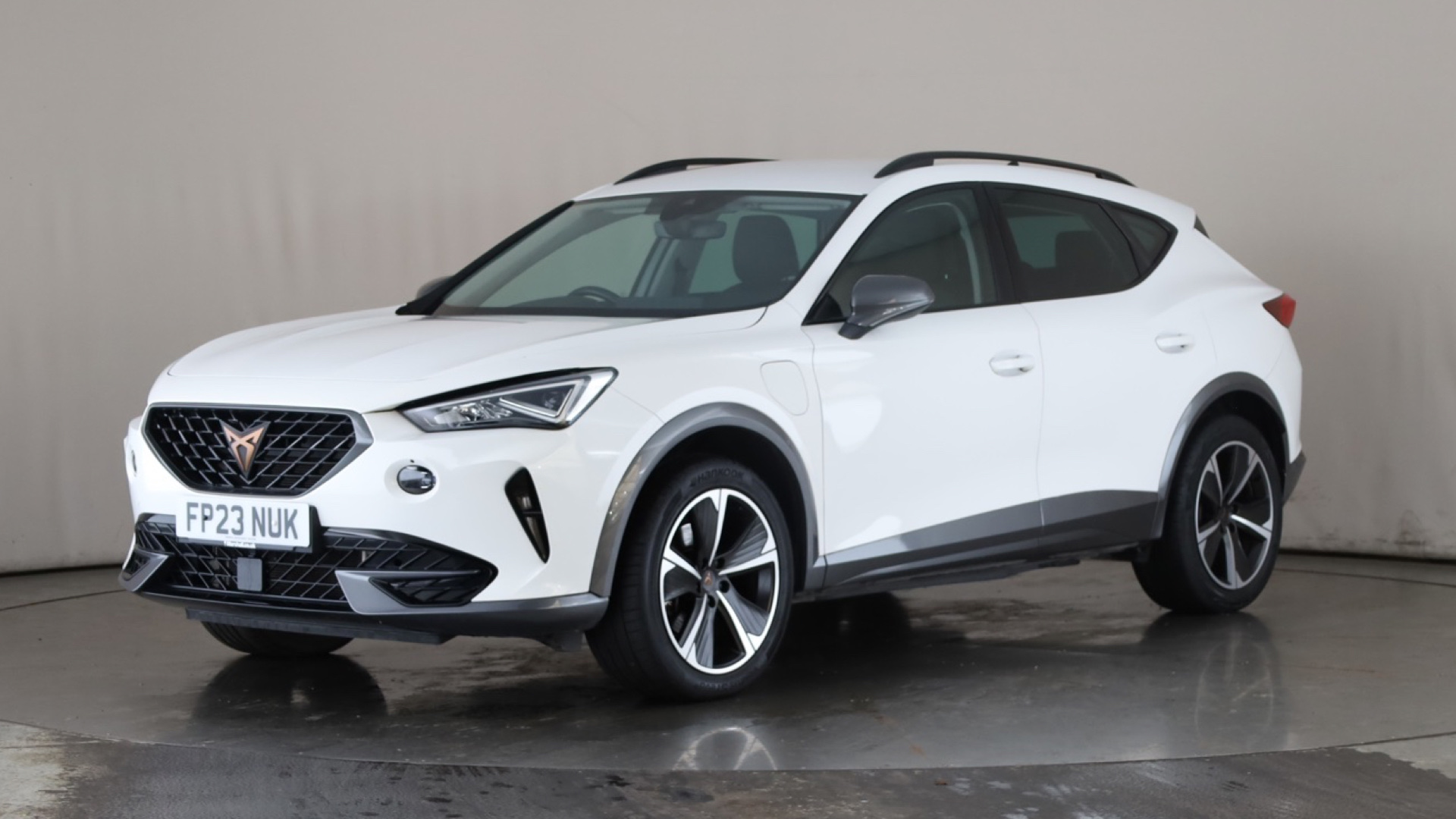 1.4 eHybrid 204 V1 5dr DSG