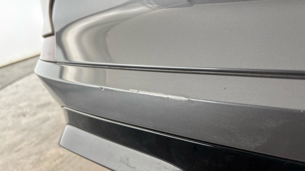 CUPRA FORMENTOR Chips and scratches