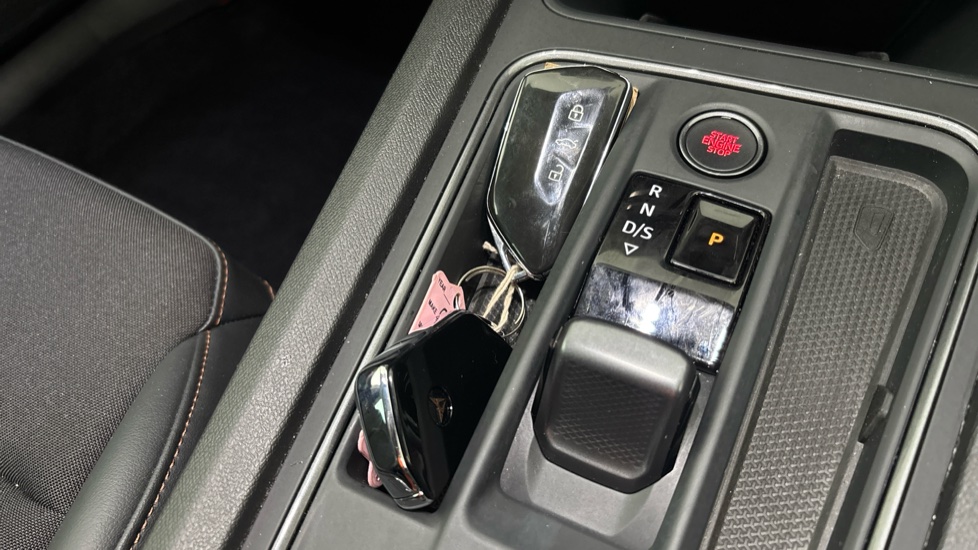 CUPRA FORMENTOR 2 keys available