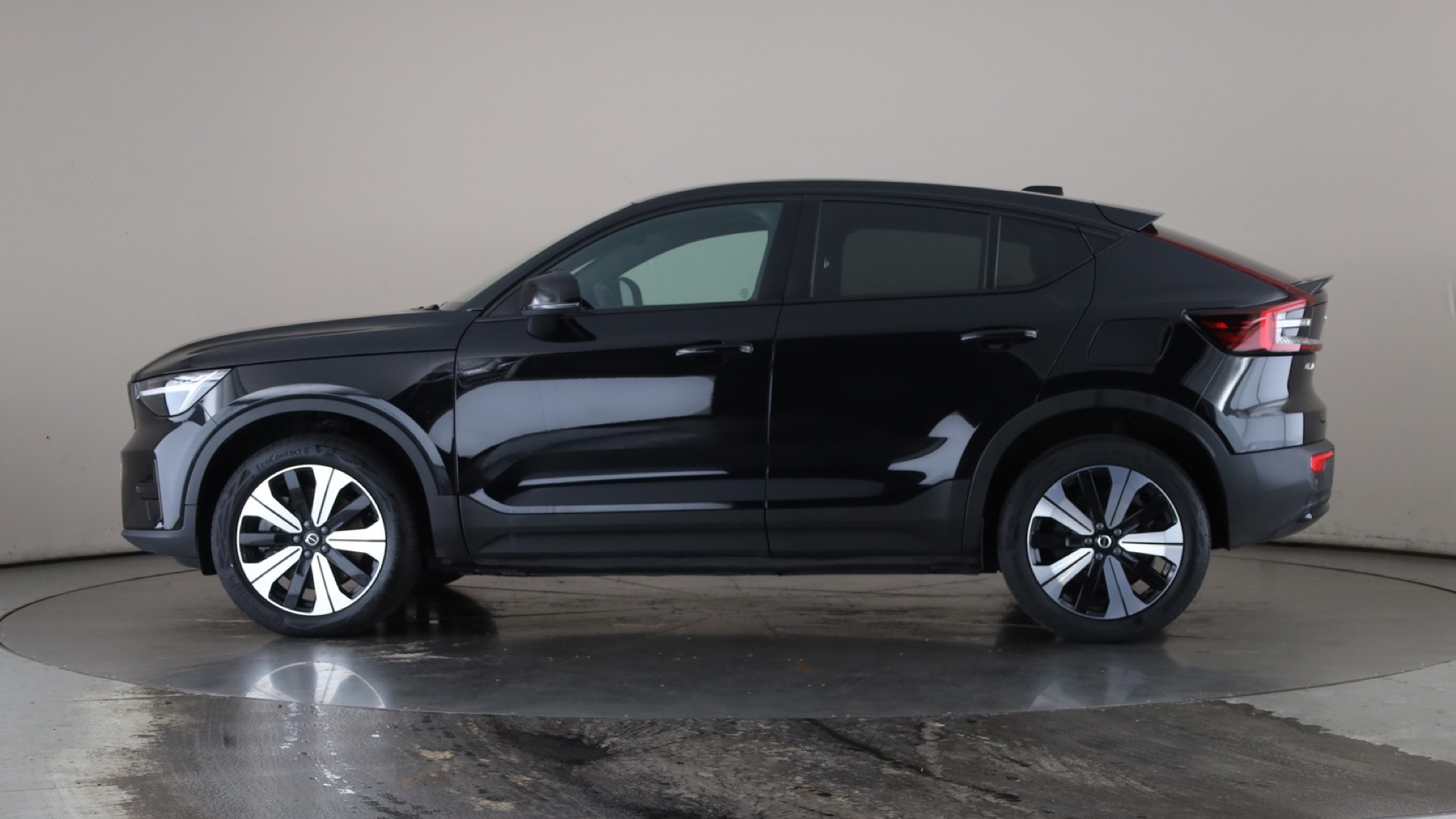 170kW Recharge Core 69kWh 5dr Auto
