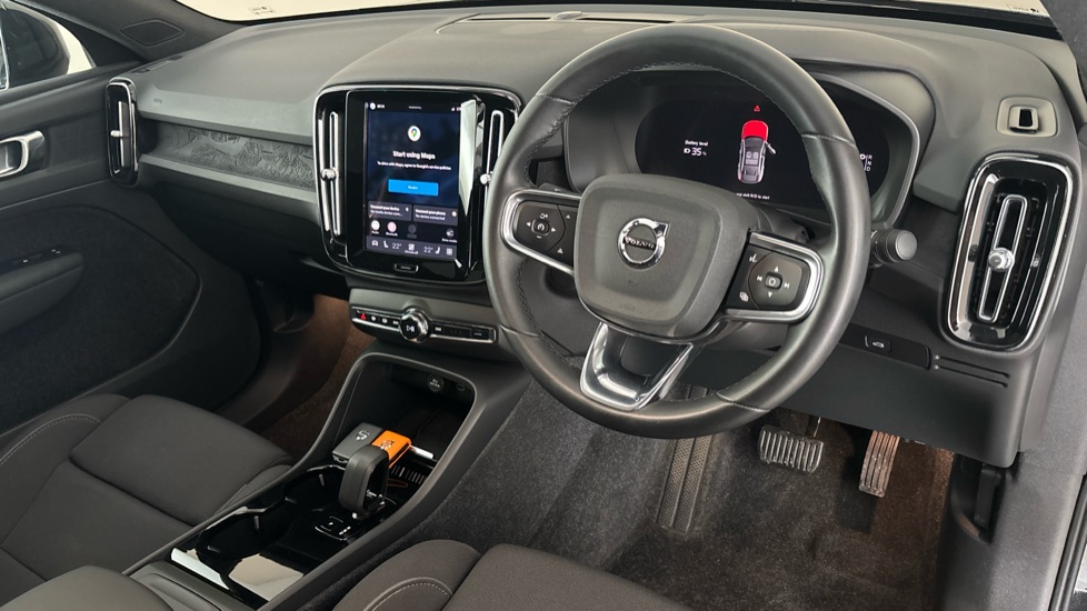 VOLVO C40 Image 9