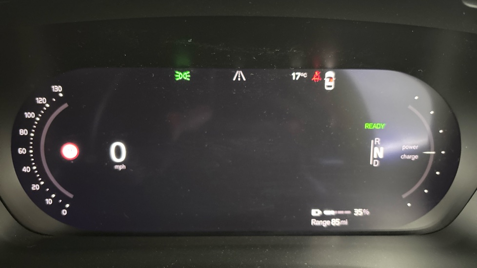 VOLVO C40 Image 13