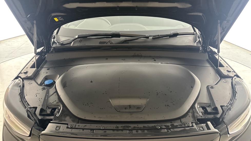 VOLVO C40 Image 16