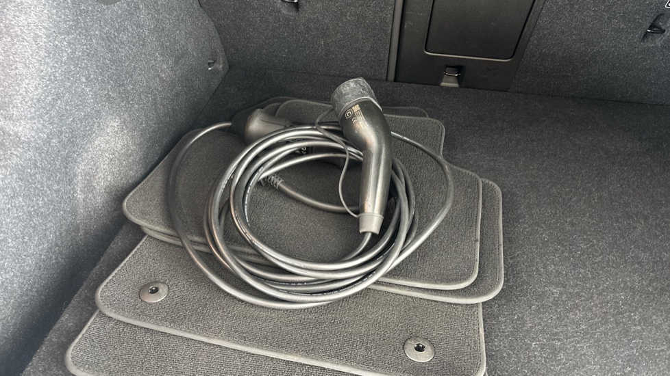 VOLVO C40 Image 22