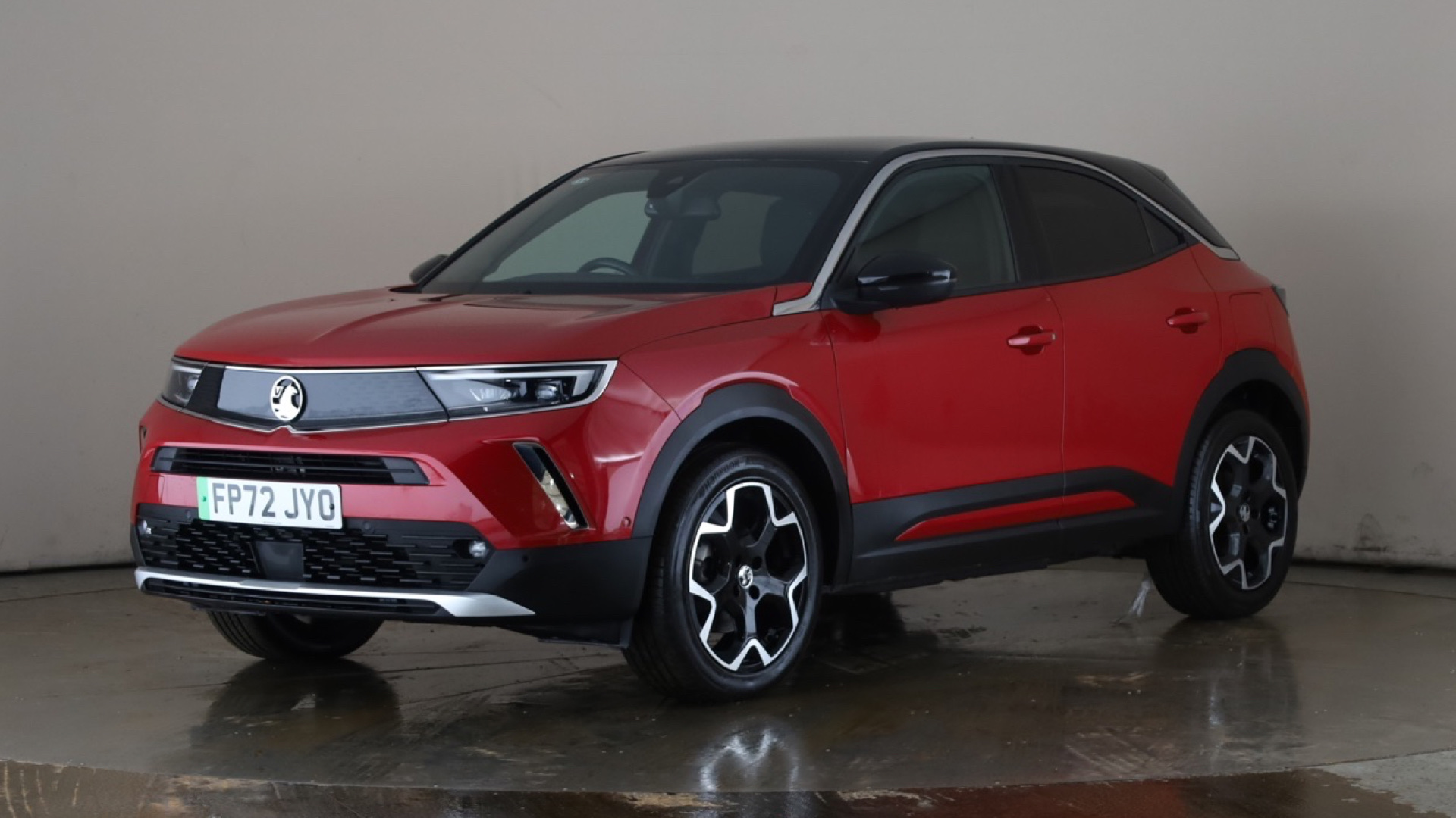 100kW Ultimate 50kWh 5dr Auto [2022]