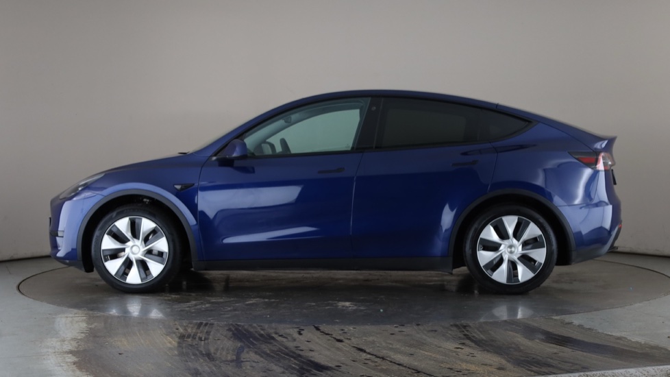 TESLA MODEL Y Image 2