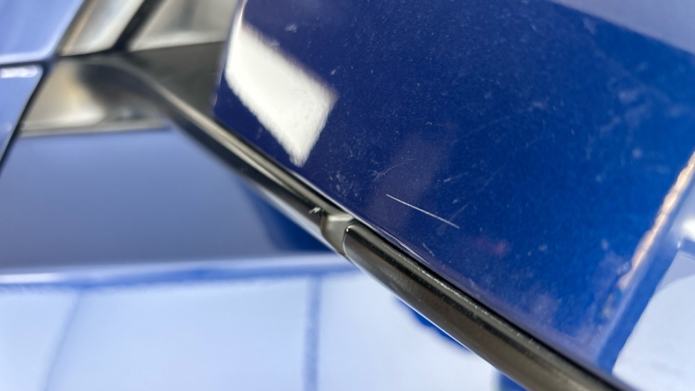 TESLA MODEL Y scratches