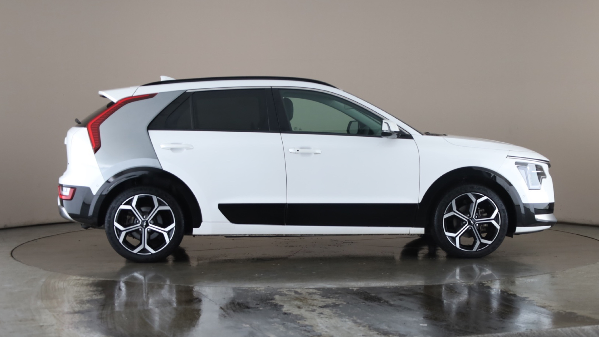 4020722 1.6 GDi Hybrid 4 5dr DCT