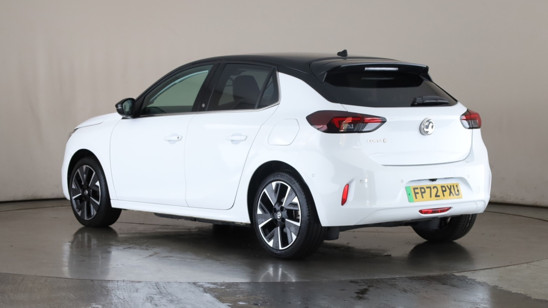 100kW Elite Premium 50kWh 5dr Auto [11kWCh] [2022]