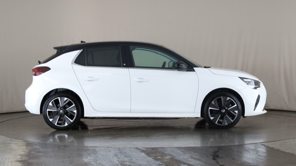 VAUXHALL CORSA Image 6