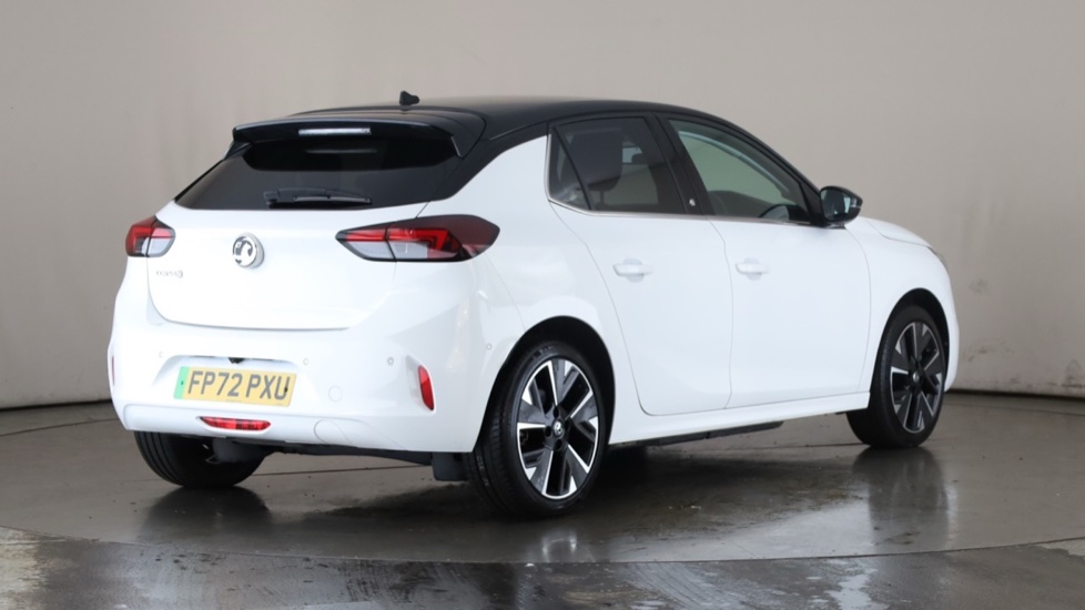 VAUXHALL CORSA Image 5