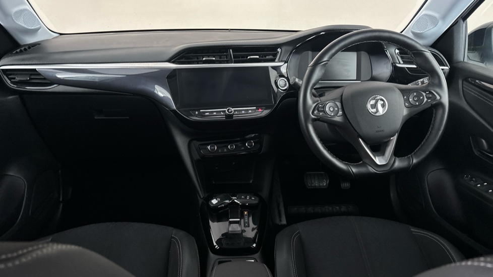 VAUXHALL CORSA Image 11