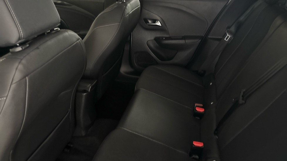 VAUXHALL CORSA Image 14