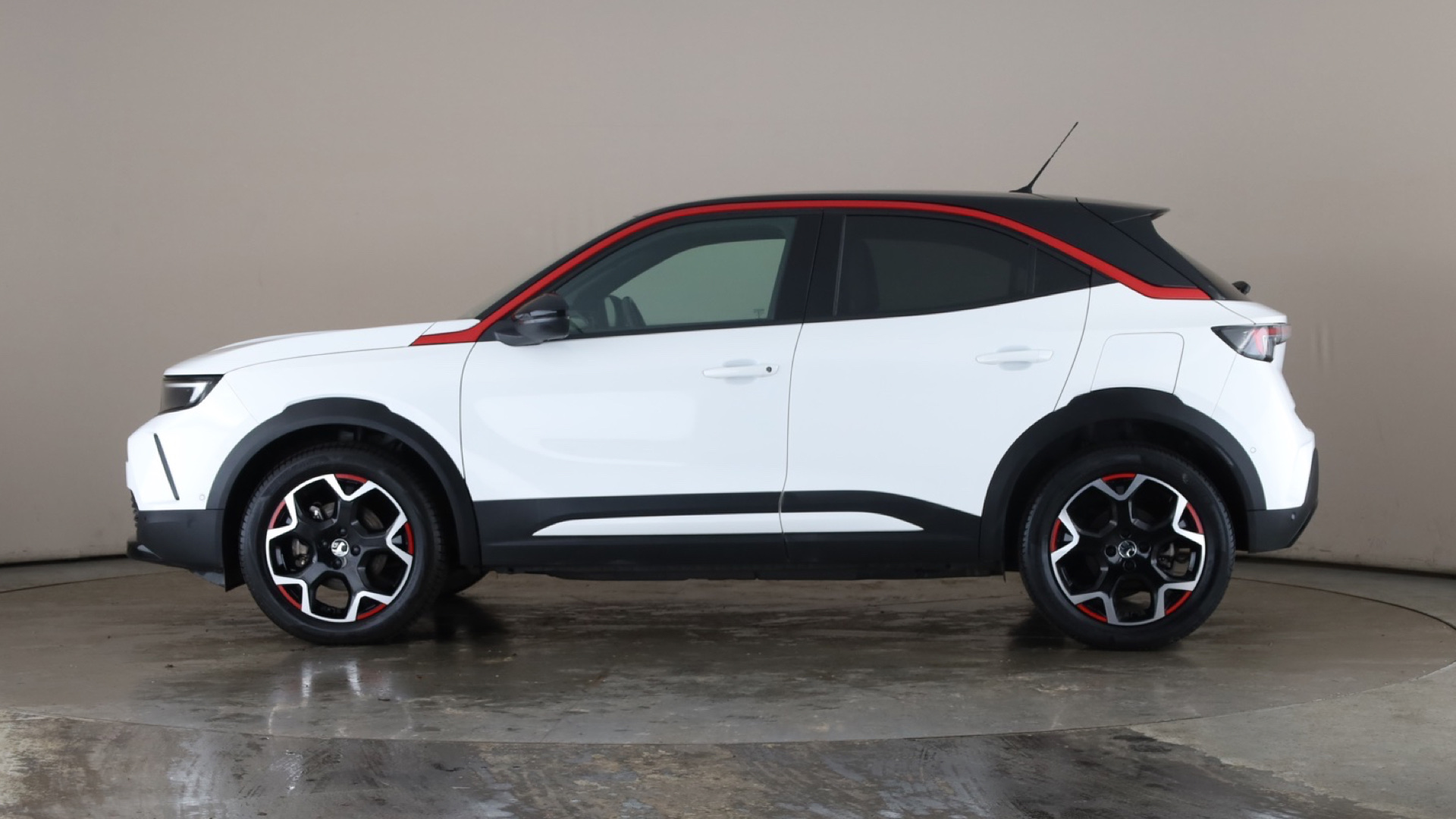 4020907 100kW SRi Nav Premium 50kWh 5dr Auto