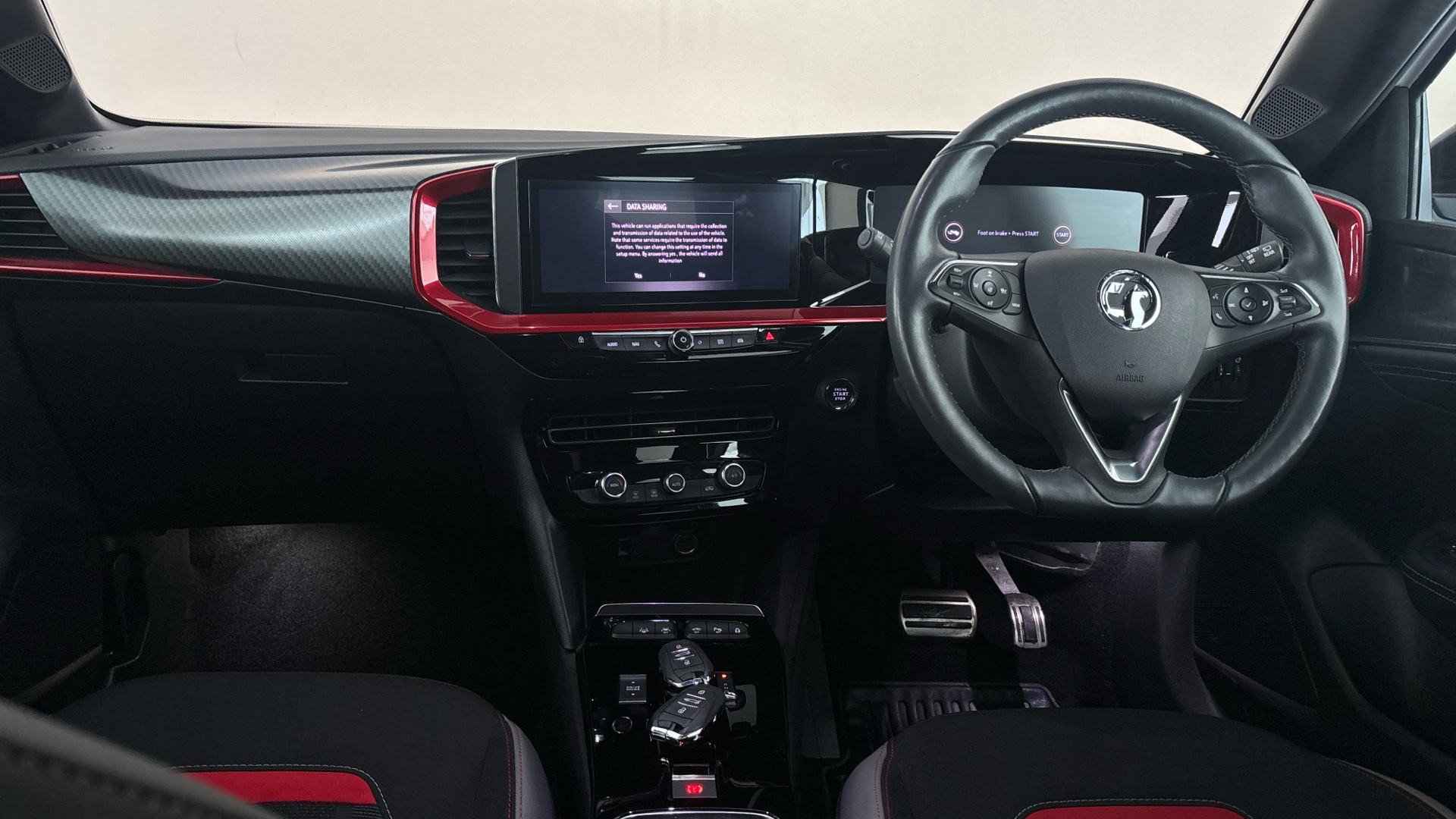 4020907 100kW SRi Nav Premium 50kWh 5dr Auto