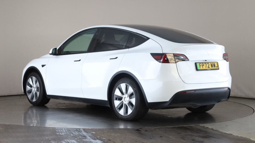 TESLA MODEL Y Image 3