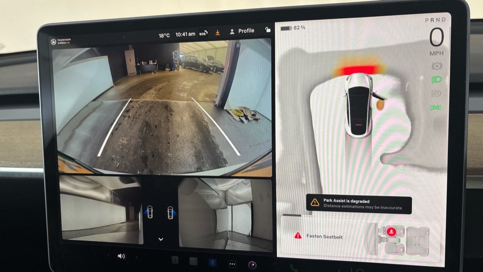 TESLA MODEL Y reverse camera