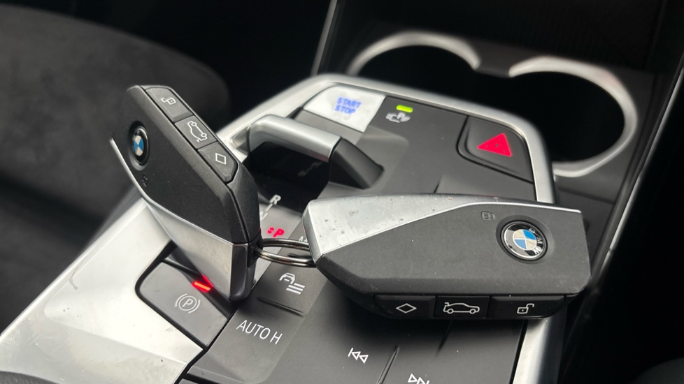 BMW iX2 2 keys