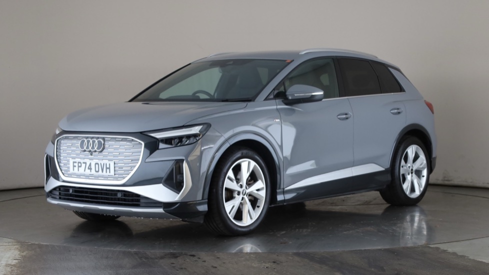 Used AUDI Q4