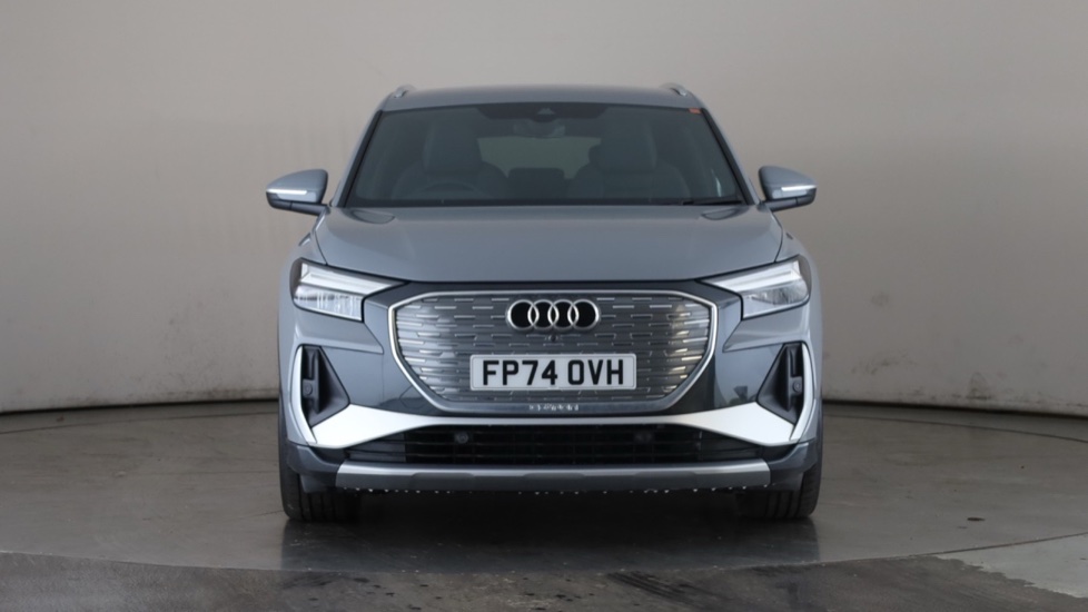 AUDI Q4 Image 8