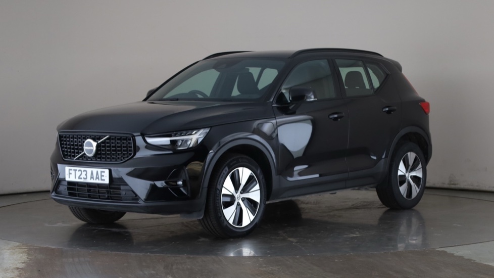 Used VOLVO XC40