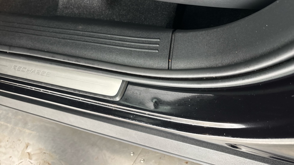 VOLVO XC40 dent
